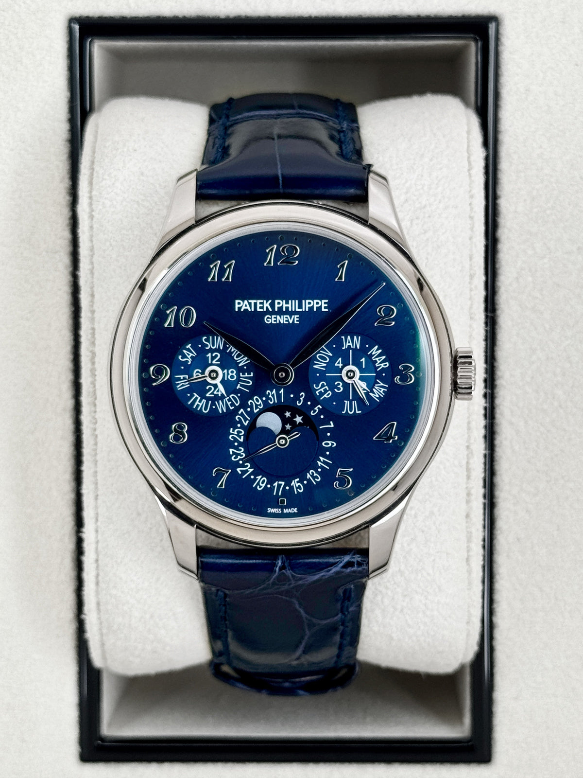 2021 Patek Philippe Perpetual Calendar 39mm 5327G White Gold Blue Dial